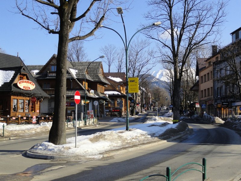 DSC01373 01.JPG - Innen indul a Krupówki.